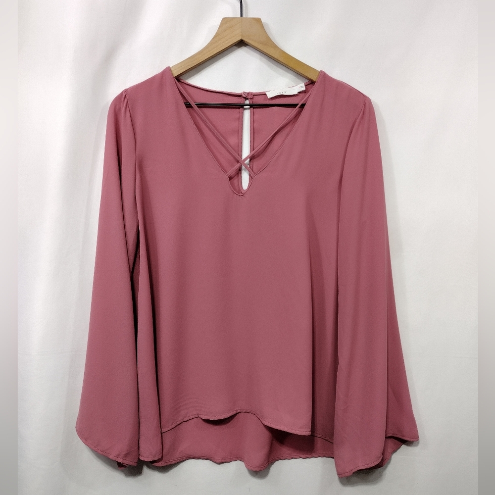 NWT Lush V-Neck Crisscross Blouse Women's S Pink Barbiecore Minimalist Boho